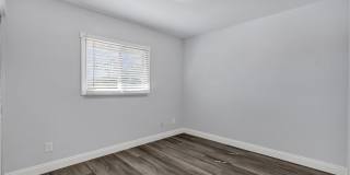 14 E HERMOSA Drive Gallery 19