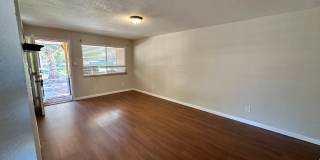 2 Bed, 1 Bath Patio TownHome in the Clayton Neighborhood Gallery 13