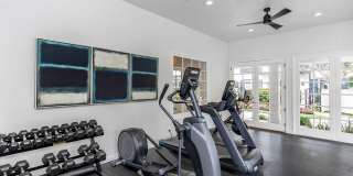 Sandpointe Cove Apartment Homes Gallery 12