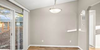Renovated 2BD/1BA Duplex | Single-Level | Stoneridge – Tualatin Gallery 13