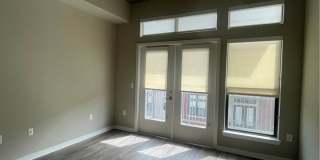 306 Barton Springs Rd Gallery 5