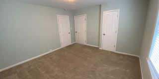 Room in 3 Bedroom Home at Chester St Gallery 13
