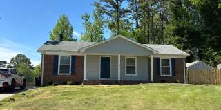 Renovated 3-bedroom convenient to major highways Gallery 1