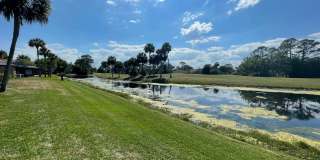 Spacious 3 Bedroom home in Pelican Bay- Golf Course View Gallery 43