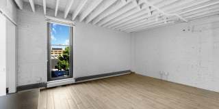 The Cameron North Loop - Affordable Housing Gallery 8