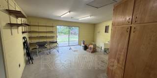 710 NW Midland Ave Gallery 47