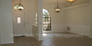 6106 Pine Avenue Gallery 4