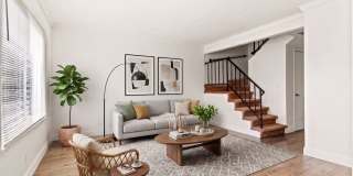 Spacious & Updated 2-Bedroom Townhouse in Union City | In-Unit Laundry & Modern Kitchen Gallery 1