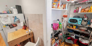 Very Spacious 2 BR/1 BA in Wrigleyville Gallery 24