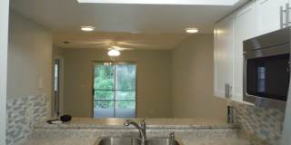 2/2 Condo Screen Porch, Pool Complex Gallery 10