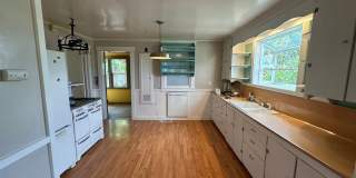 Adorable 2 Bedroom One Bathroom Home Close to Downtown Grass Valley and Shopping Gallery 11