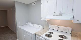 Lindsey Manor Apartments Gallery 7