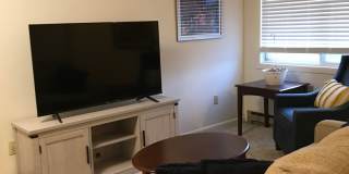 4-Bedroom Student Townhomes in the Heart of Burlington Gallery 23