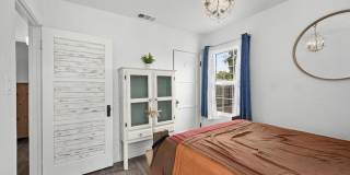 586 DEL MAR Gallery 29