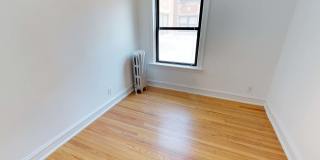 1440 E. 52nd Street Gallery 6