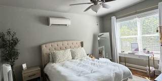 Luxury Student Living- 4BR/4BA Townhome Near UGA (Available Fall 2026) Gallery 1