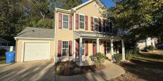 Spacious 3BR Home in Sterling Ridge – Brand-New Flooring & Move-In Ready! Gallery 1