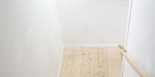 28-30 Sampson Street Gallery 23