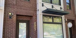 Rare Live/Work or Residential Opportunity in the Heart of North Oak Park! Gallery 1
