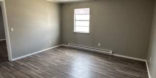 211 S Carolina - A Gallery 3
