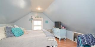 16 Vaughan Avenue unit: 2 Gallery 42