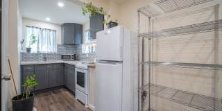 Like New breezy Studio/1BA detached cottage in a single family dwelling in Aiea Gallery 8