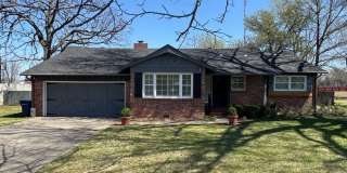 Gorgeous home close to everything! Gallery 1