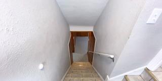 3 Bed - 2 Full Bath Cape Cod for Rent! Gallery 20