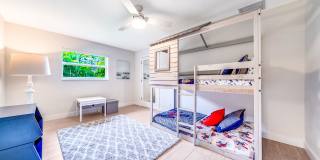 6 Northeast 19th Street Gallery 17