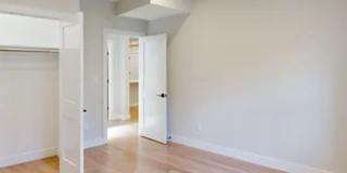 Full Luxury Renovation!  Laundry in Unit!  Near T, Gallery 4