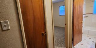 Renovated 2BR/Washer-Dryer Ready/Pet-Friendly/ New Albany Renovated 2BR/Washer-Dryer Ready/Pet-Friendly/ New Albany Gallery 18