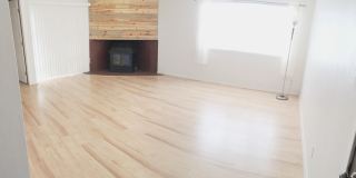 Perfectly Located 2 Bed/1.75 Bath Condo - Available Aug. 2026! Gallery 1