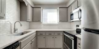 3 Bed, 2 Bath Home Near UCO and Hafer Park Gallery 17
