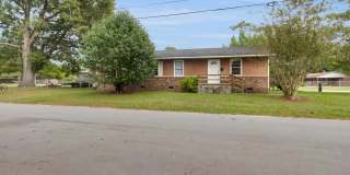 1800 Carver St Gallery 1