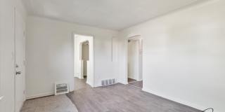 $1300 3 bedroom bungalow Gallery 7