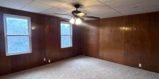 2 Bedroom Home with bonus room ! Gallery 16