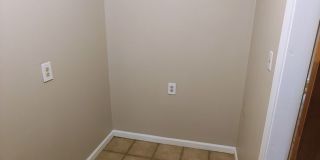 Welcome home to 10005 Raymond - West Little Rock, Newly updated, For Rent, *Please read the full description* Gallery 21