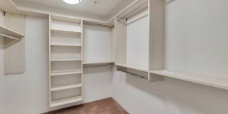 Modern Elegance and Style Colony Camelview 2 Bed Condo at the Optima! Gallery 10