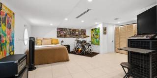 442 Ridgewood Rd, Key Biscayne, FL 33149 Gallery 30
