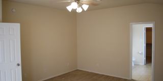 Large 4 BR Clear Creek Area-Convenient to Shopping and Fort Hood! Gallery 17