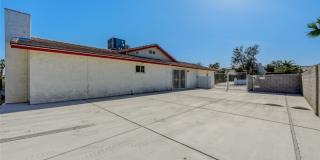 6760 W Oakey Boulevard Gallery 39
