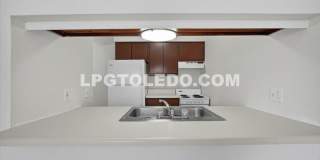 1220 Bedford Woods Dr.-16 Gallery 9