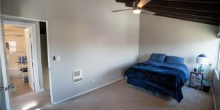 320 12th Street Gallery 10