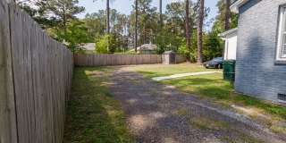 Solid brick duplex located in Forest Acres Gallery 36