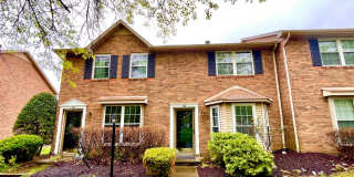 Great Townhome Convenient Location Gallery 1