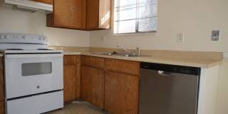 West Jordan 5 Bedroom Townhome Gallery 5