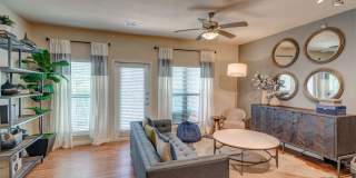 The Landing at Double Creek Apartments Gallery 7