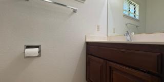 Spacious 4 Bedroom Home in Quiet Galt Neighborhood Gallery 19