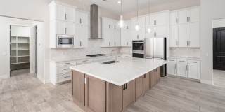 Luxury Estate on 1+ Acre | 6 Beds, Mountain Views & 4-Car Garage Gallery 1