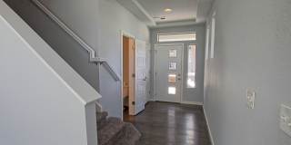 5 bed 3.5 bath home in the Meadows Gallery 5